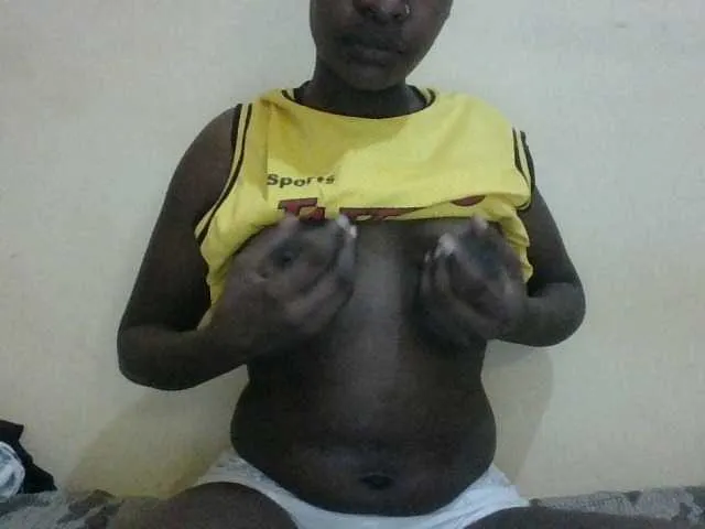 Live sex webcam photo for Kinkyzippy #276902898