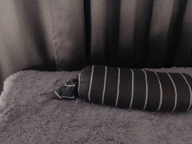 Live sex webcam photo for Kinnaree #272725554