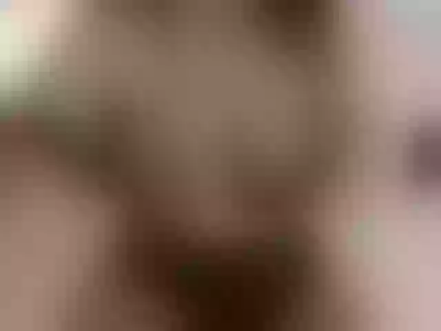 Live sex webcam photo for Kinnaree #273573937