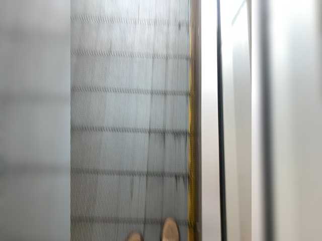 Live sex webcam photo for KirLove1 #272372221