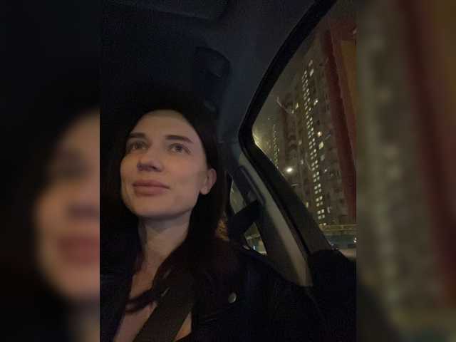 Live sex webcam photo for KirLove1 #272491078