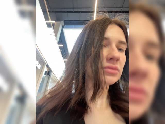 Live sex webcam photo for KirLove1 #272595314