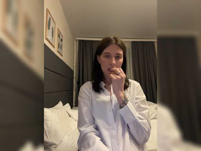 Live sex webcam photo for KirLove1 #272779245