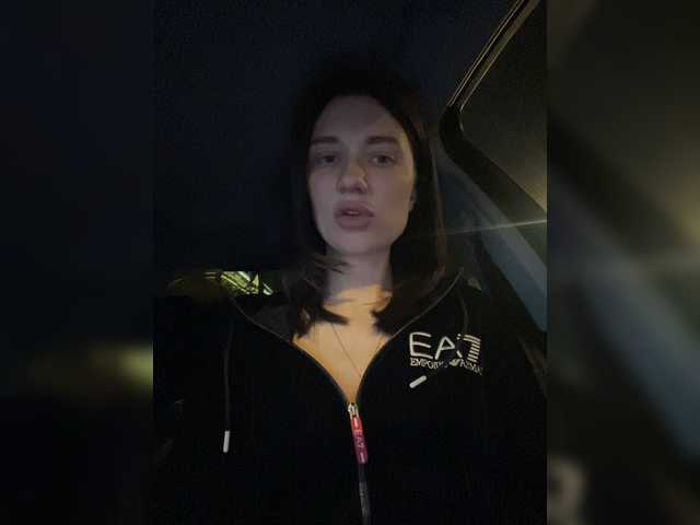 Live sex webcam photo for KirLove1 #273003045