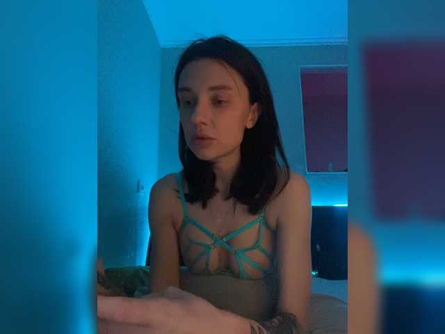 Live sex webcam photo for KirLove1 #273034917