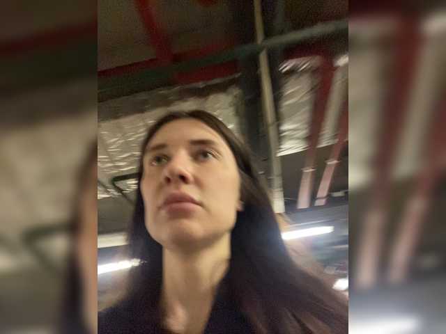 Live sex webcam photo for KirLove1 #273151918