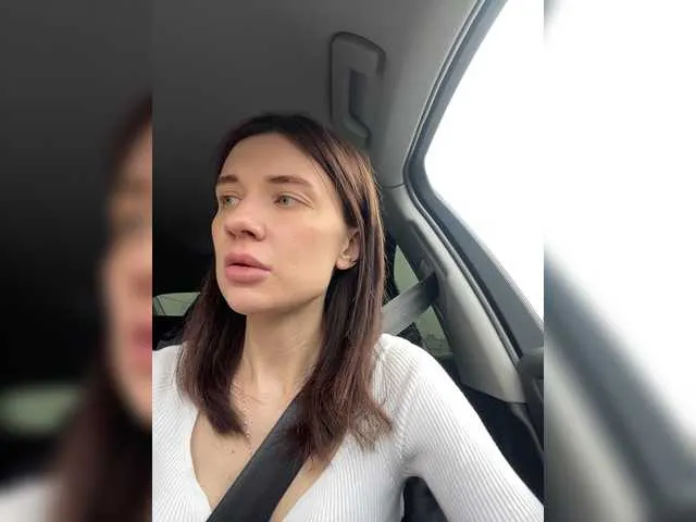 Live sex webcam photo for KirLove1 #273158362