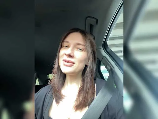 Live sex webcam photo for KirLove1 #273253324