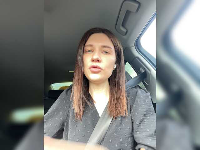 Live sex webcam photo for KirLove1 #273270708