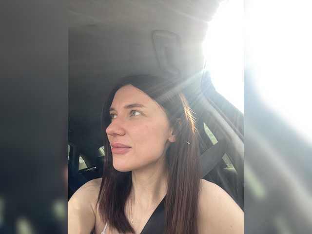 Live sex webcam photo for KirLove1 #273354350