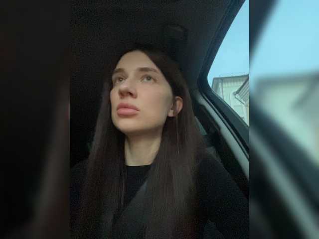 Live sex webcam photo for KirLove1 #273517813