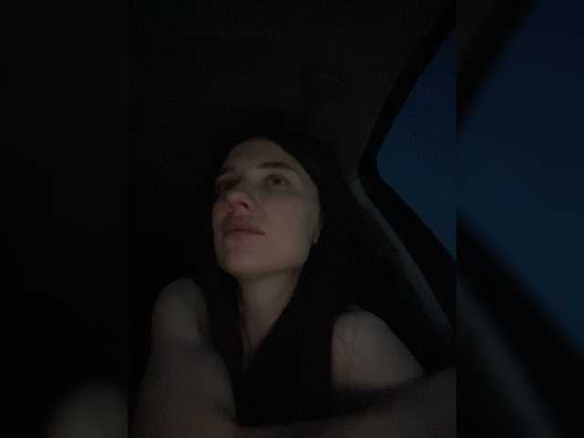 Live sex webcam photo for KirLove1 #273519522