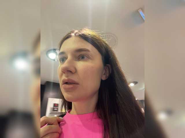 Live sex webcam photo for KirLove1 #273626249
