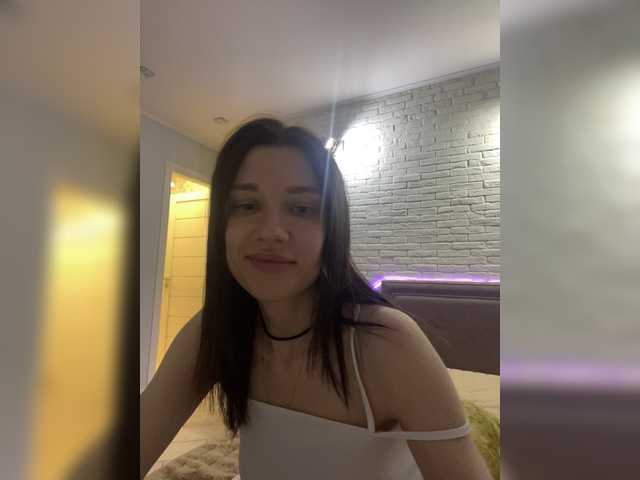 Live sex webcam photo for KirLove1 #273903207