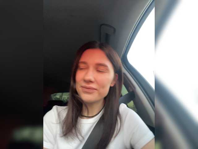 Live sex webcam photo for KirLove1 #273911360