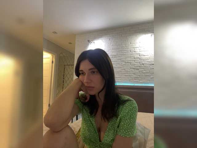 Live sex webcam photo for KirLove1 #273992682