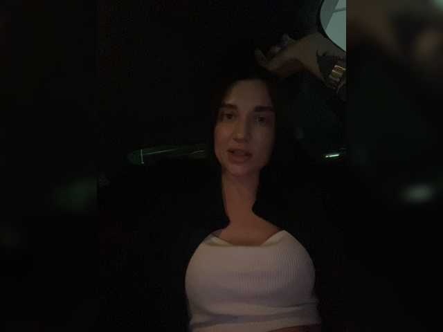 Live sex webcam photo for KirLove1 #274332189