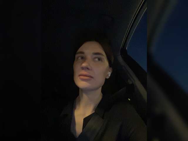 Live sex webcam photo for KirLove1 #274366141