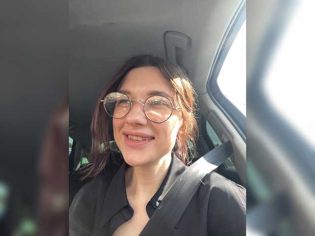 Live sex webcam photo for KirLove1 #274390819