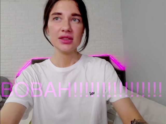 Live sex webcam photo for KirLove1 #275153534