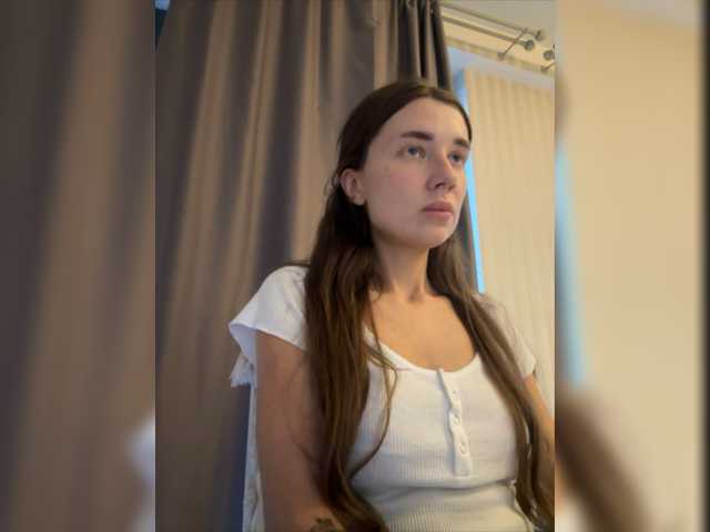 Live sex webcam photo for KirLove1 #275527732