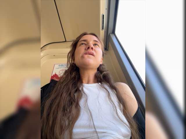 Live sex webcam photo for KirLove1 #275626088