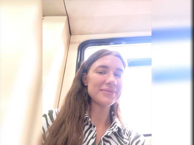 Live sex webcam photo for KirLove1 #275655641