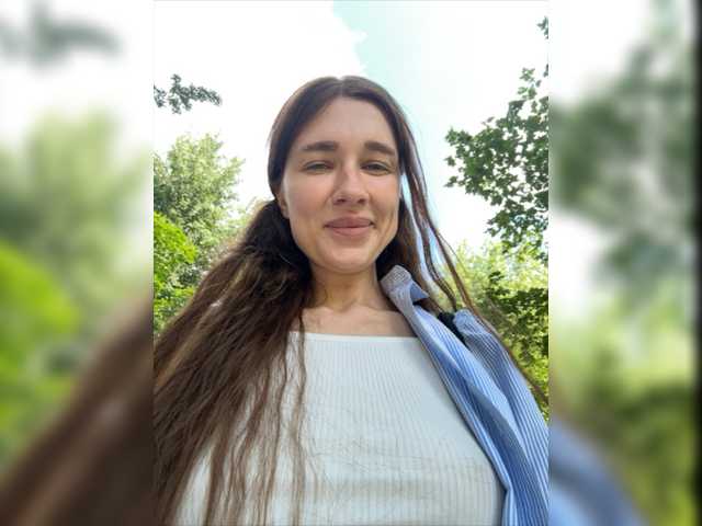 Live sex webcam photo for KirLove1 #275721868