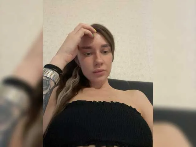 Live sex webcam photo for KirLove1 #275789286