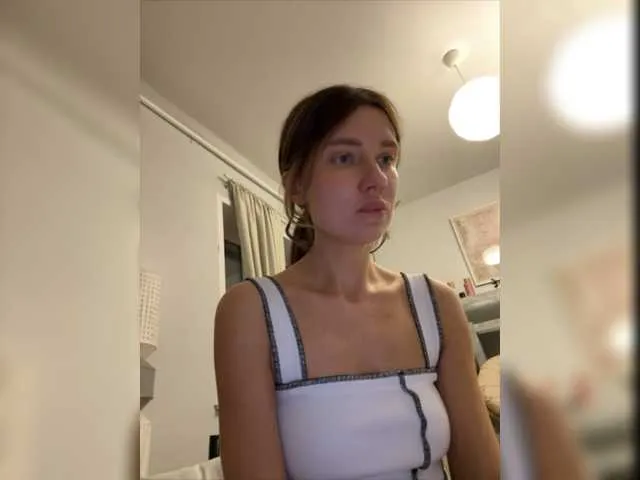 Live sex webcam photo for KirLove1 #276539760