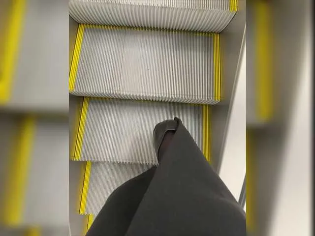 Live sex webcam photo for KirLove1 #276641797