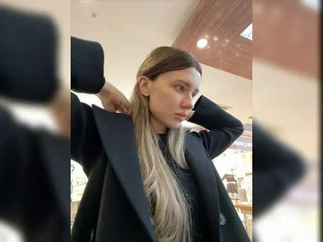 Live sex webcam photo for KirLove1 #276653805