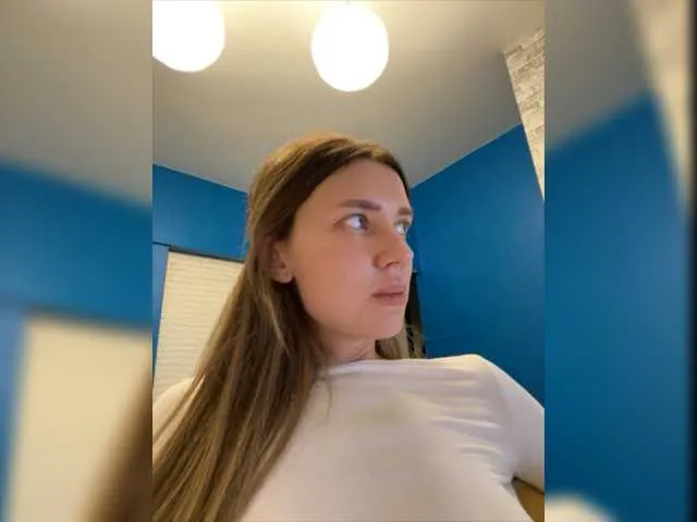 Live sex webcam photo for KirLove1 #276698276