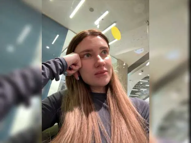 Live sex webcam photo for KirLove1 #276802671