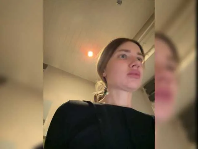 Live sex webcam photo for KirLove1 #276812101