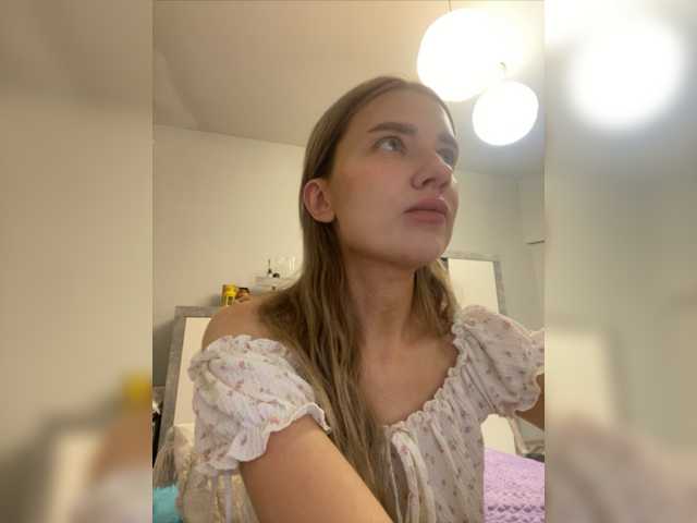Live sex webcam photo for KirLove1 #277154744