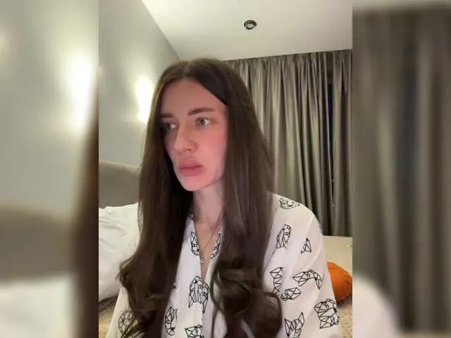 Live sex webcam photo for KirLove1 #290986979