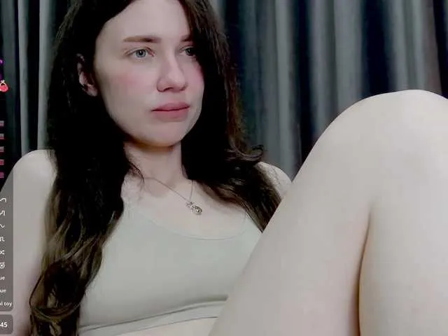 Live sex webcam photo for KirLove1 #291133750