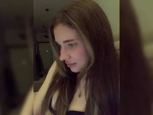 Live sex webcam photo for KirLove1 #291475671