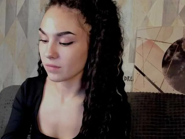 Live sex webcam photo for Kira-Owl #277601797