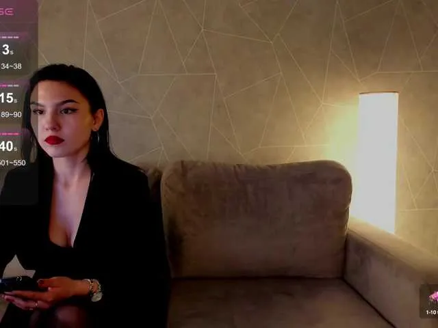 Live sex webcam photo for Kira-Owl #277768419