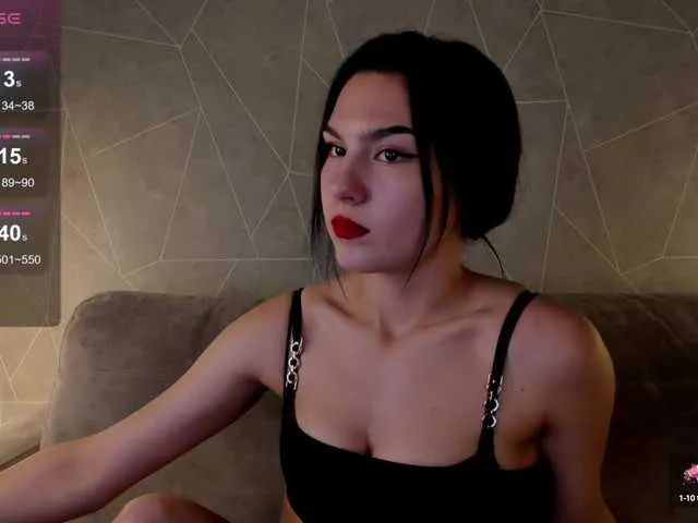 Live sex webcam photo for Kira-Owl #277796496