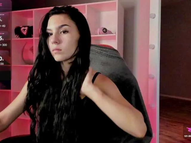 Live sex webcam photo for Kira-Owl #289256164