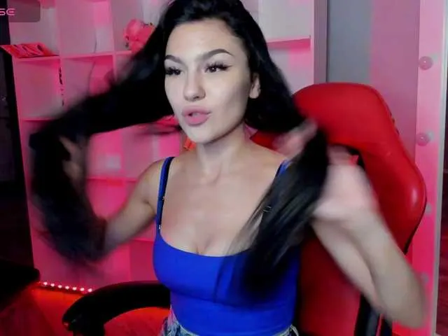 Live sex webcam photo for Kira-Owl #289422297