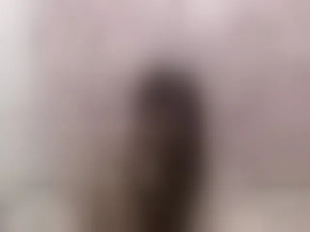 Live sex webcam photo for Kira-Rosse201 #293901432
