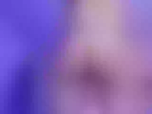 Live sex webcam photo for Kira-Smile #275558266
