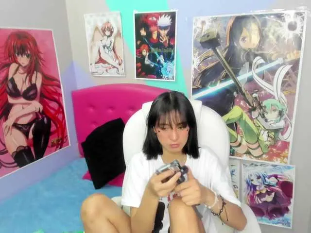 Live sex webcam photo for Kira-Watson #272099955