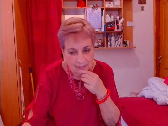 Live sex webcam photo for Kira9476 #292241960