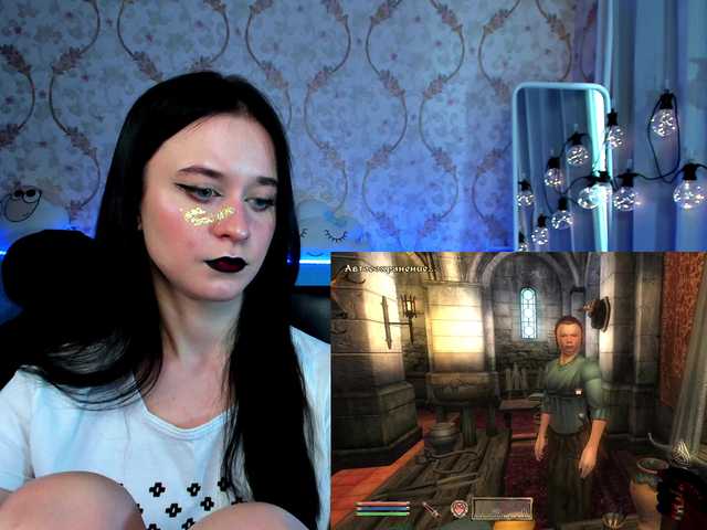 Live sex webcam photo for KiraLiLime #287990388