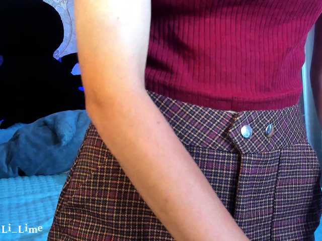 Live sex webcam photo for KiraLiLime #287990457